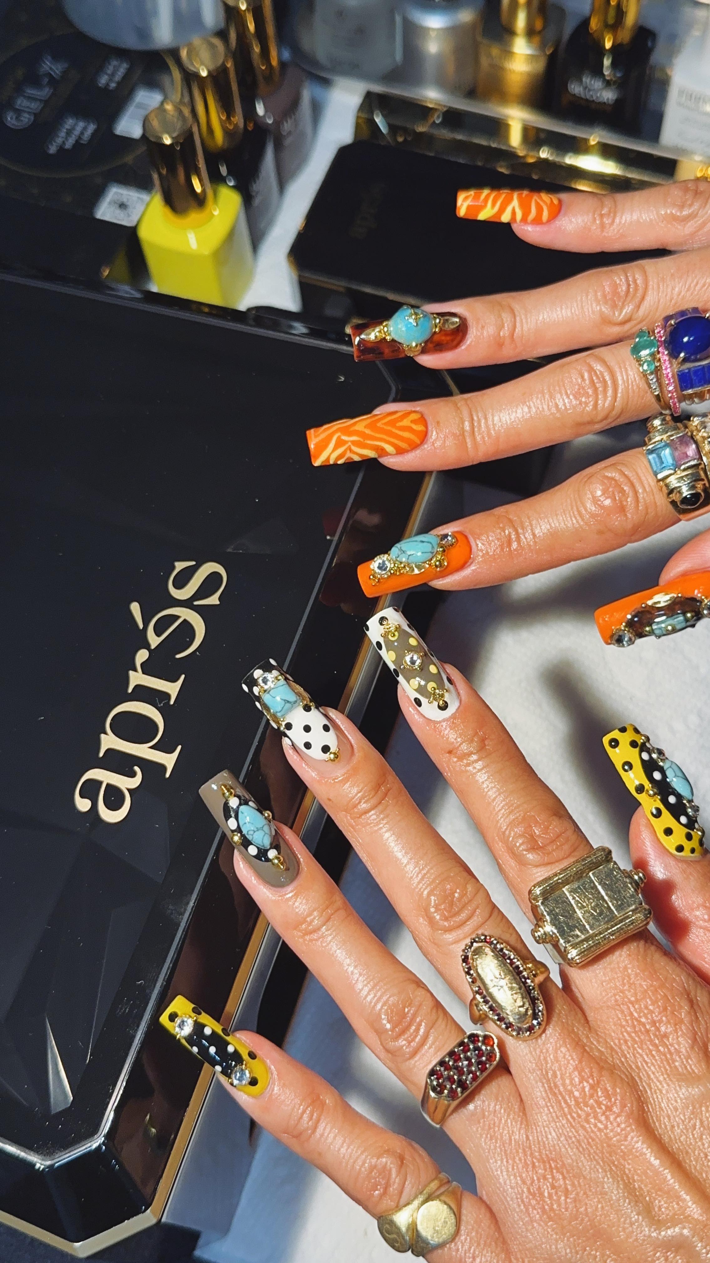 Instagram post by @chrmdbysarah for Apres Nail. Caption reads: As a nail architect who has been in the industry....