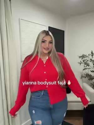 TikTok post by @laura_3xo for YIANNA. Caption reads: [...] best bodysuit faja #fajascolombianas....