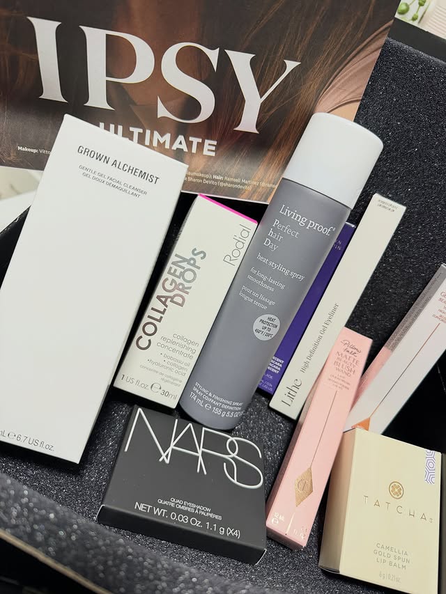 Instagram post by @heyitshiroko for Ellis Brooklyn. Caption reads: This week’s PR haul had me extra excited ✨💄
First....