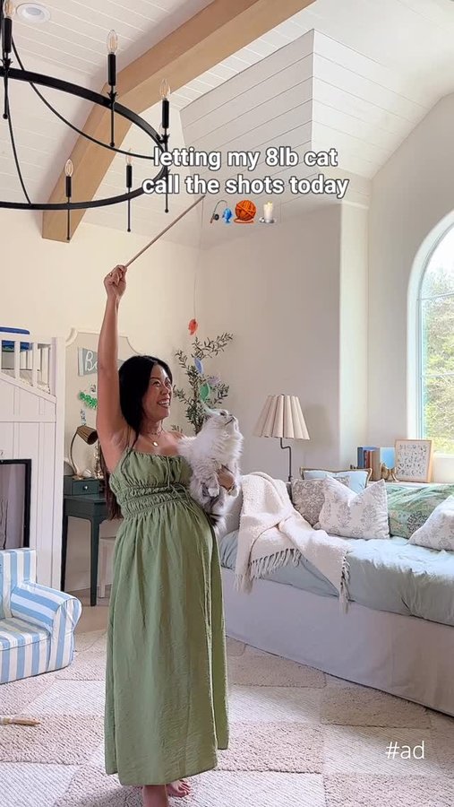 Instagram post by @joyfullygreen for Purina One. Caption reads: 👑🐱Every day should be caturday because Atlas is....