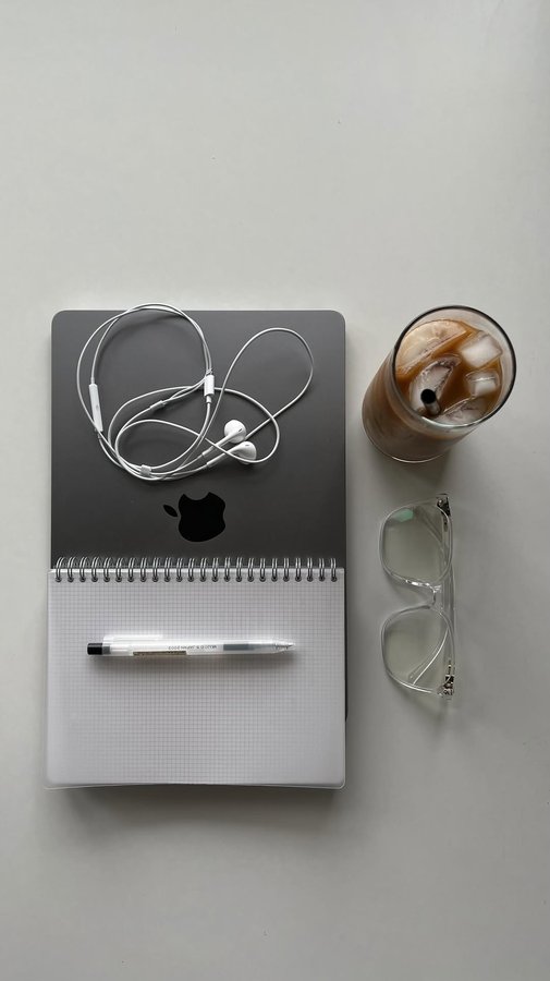 Instagram post by @jeeinyoun for RXBAR. Caption reads: #ad you’re coming to work with me @rxbar....