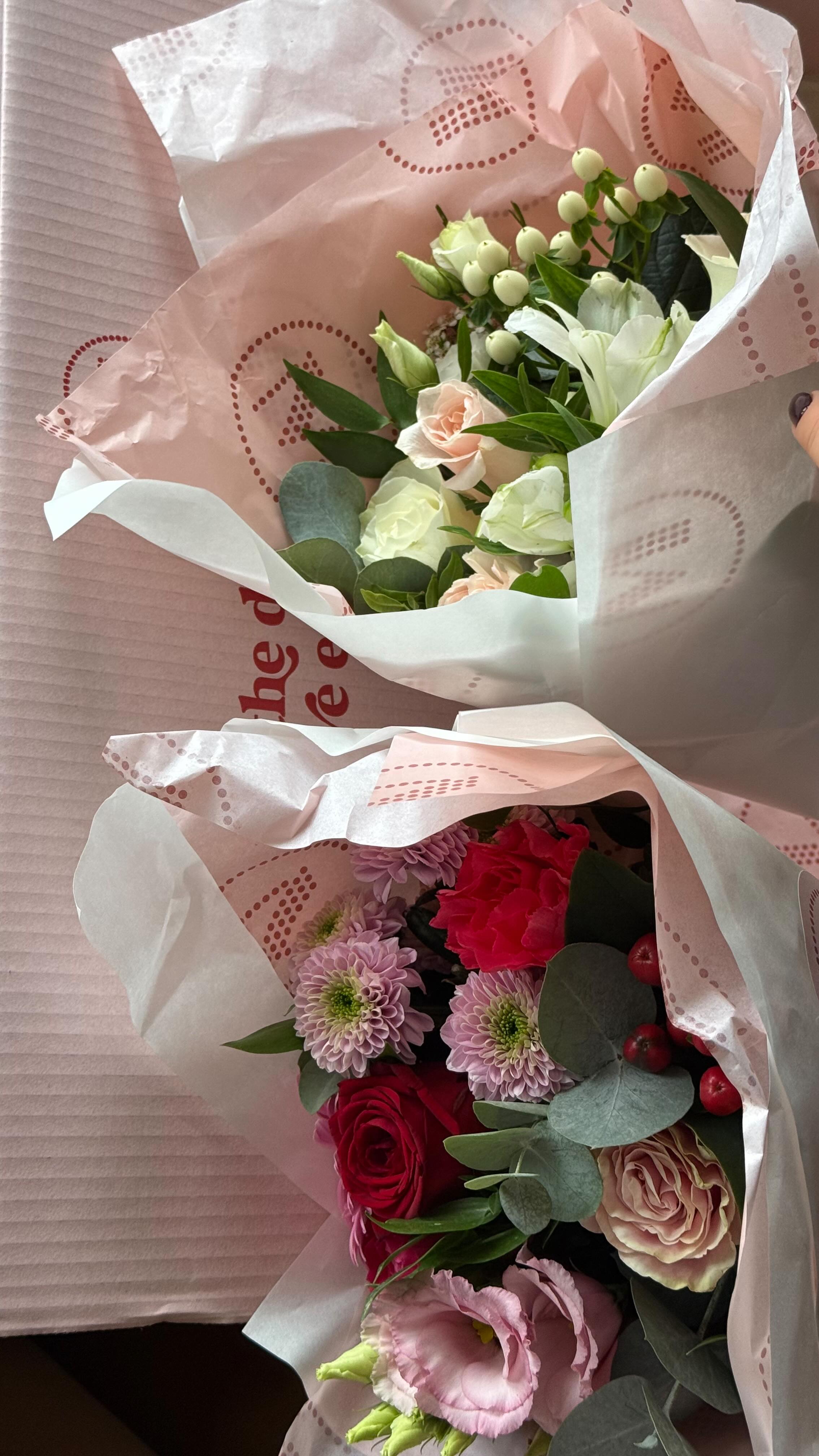 Instagram post by @molly.mcfarlane for air up. Caption reads: Last week in October @airup ad.