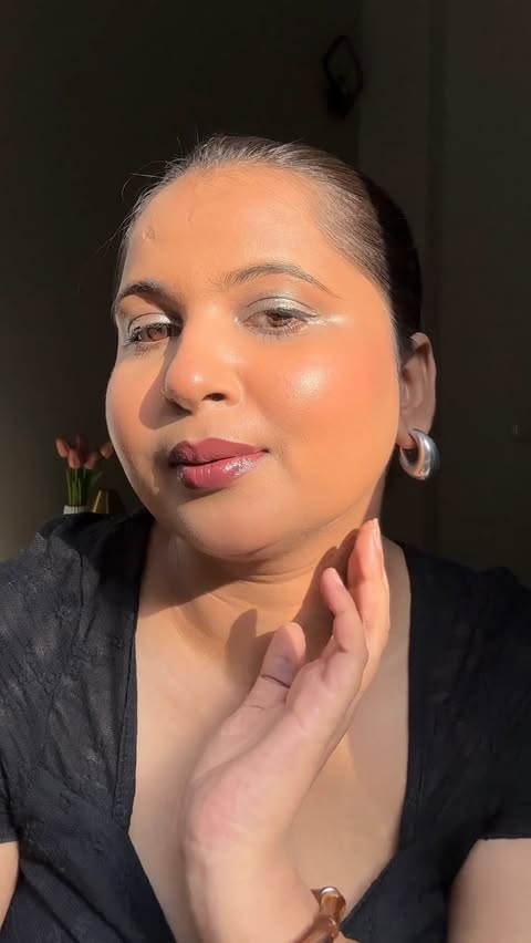 Instagram post by @withprernaa for Pilgrim Makeup. Caption reads: [...] coverage foundation, dark circles, pilgrim....