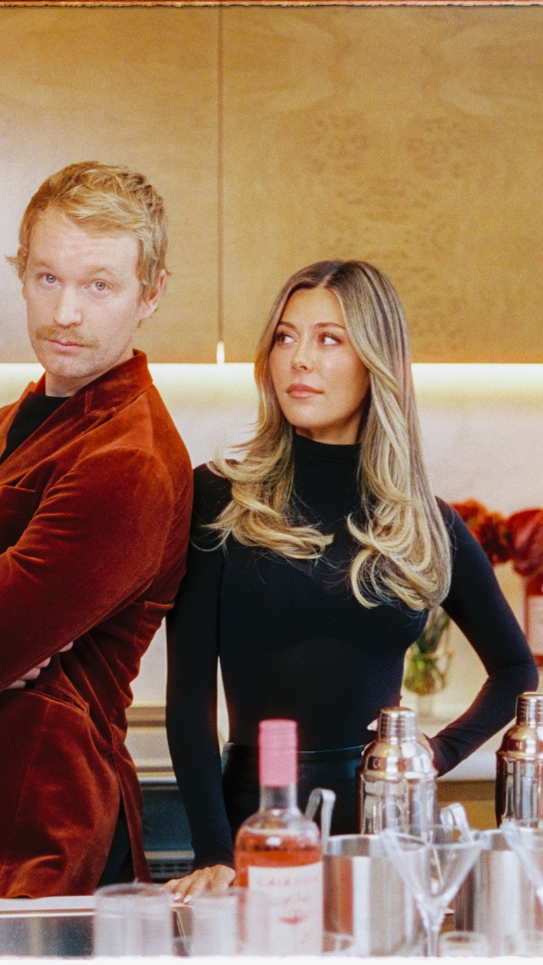 Instagram post by @bonagustafsson for CAIA Cosmetics. Caption reads: Advertisment
The holiday duo you didn’t know you....