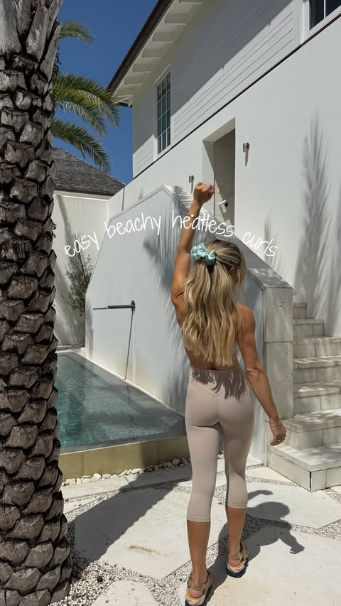 Instagram post by @chloetessmiller for Kitsch. Caption reads: [...] florida beachy waves 🌊🐚🥥using all....