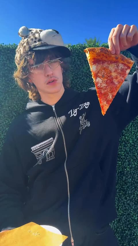 Instagram post by @troycicotte for Zig-Zag. Caption reads: Good Eats in @zigzagworld Winter Collection ❄️🍕....