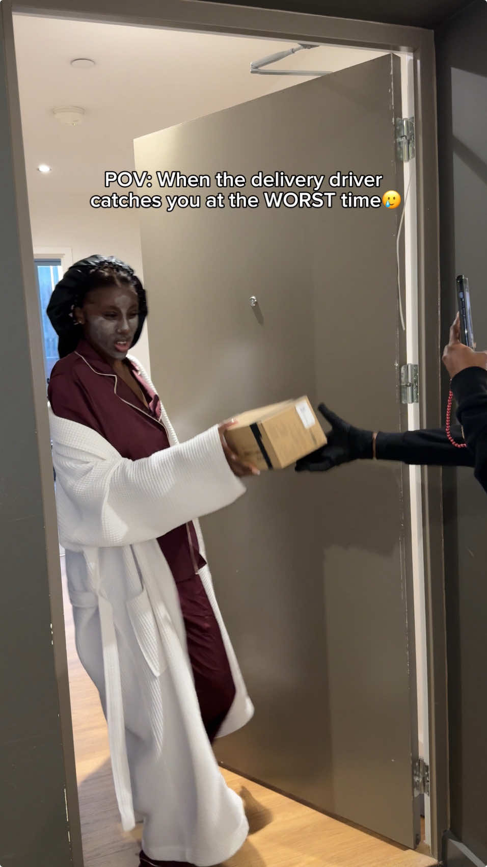 TikTok post by @nataniahinds for Lipton Ice Tea Switzerland. Caption reads: caught us just tryna enjoy our @liptonicetea 🥲|....