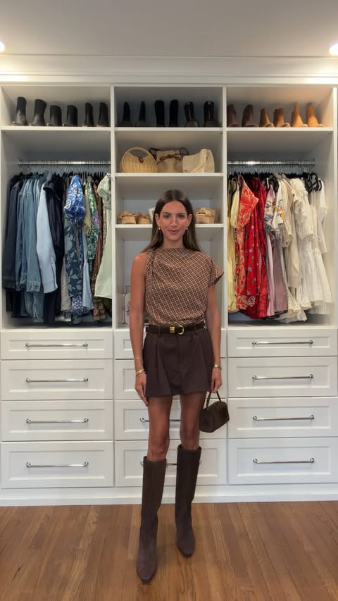 Instagram post by @simplicatedsteph for Vince Camuto. Caption reads: [...] FALL for the details #vincecamutopartner #ad....