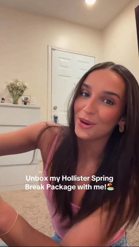 Instagram post by @emmahellenkamp for hollister. Caption reads: Get your Spring Break clothes now 😍....