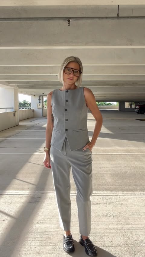 Instagram post by @leeannstyled for SPANX. Caption reads: [...] send ya the link! • Or you can shop the....