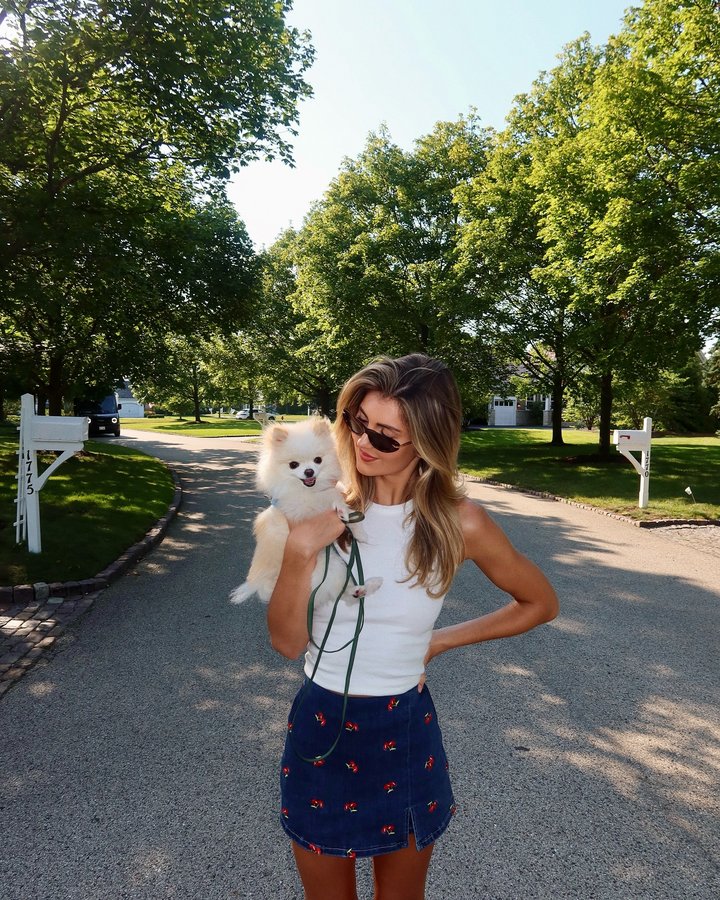 Instagram post by @leximars for Pink Lily. Caption reads: just a few outfits i wore this week 🍒🚲🤎 comment....