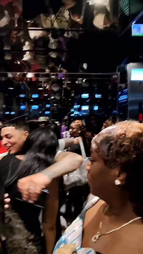 Instagram post by @mrflawda_ for MSC Cruises. Caption reads: [...] the elevator lit🔥🔥🔥😁 @raybanmeta....