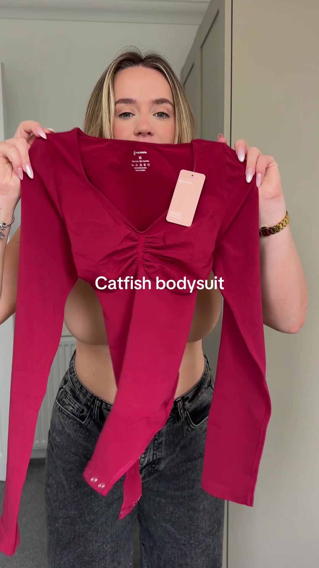 TikTok post by @larlelock for FeelinGirl-UK. Caption reads: [...] 57% off with FREE shipping!! @FeelinGirl-UK....
