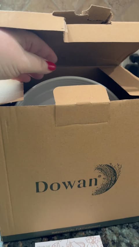 Instagram post by @aperfectfeast for Dowan. Caption reads: [...] Chorizo & Parmesan Penne in my new....