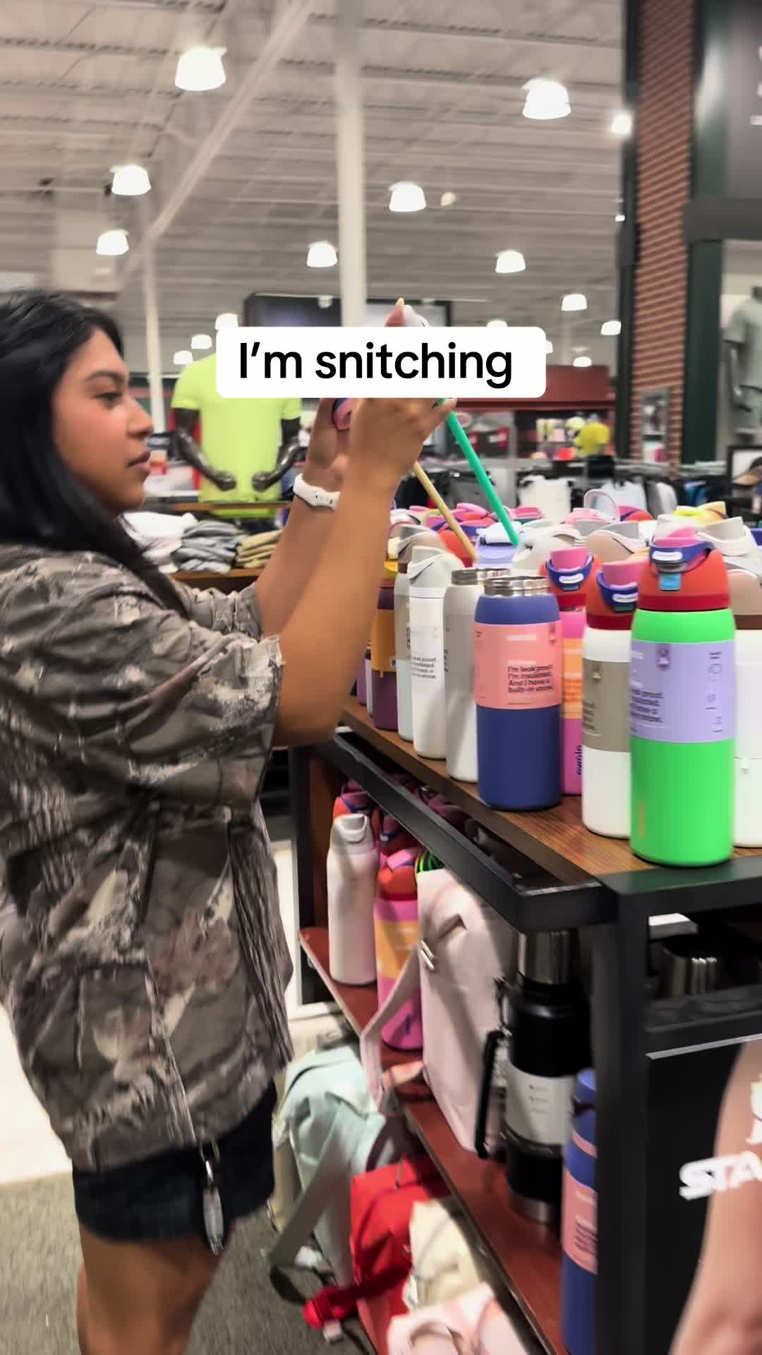 TikTok post by @anahiix99 for Owala. Caption reads: @Owala #TikTokShopCreatorPicks #spotlightfinds....