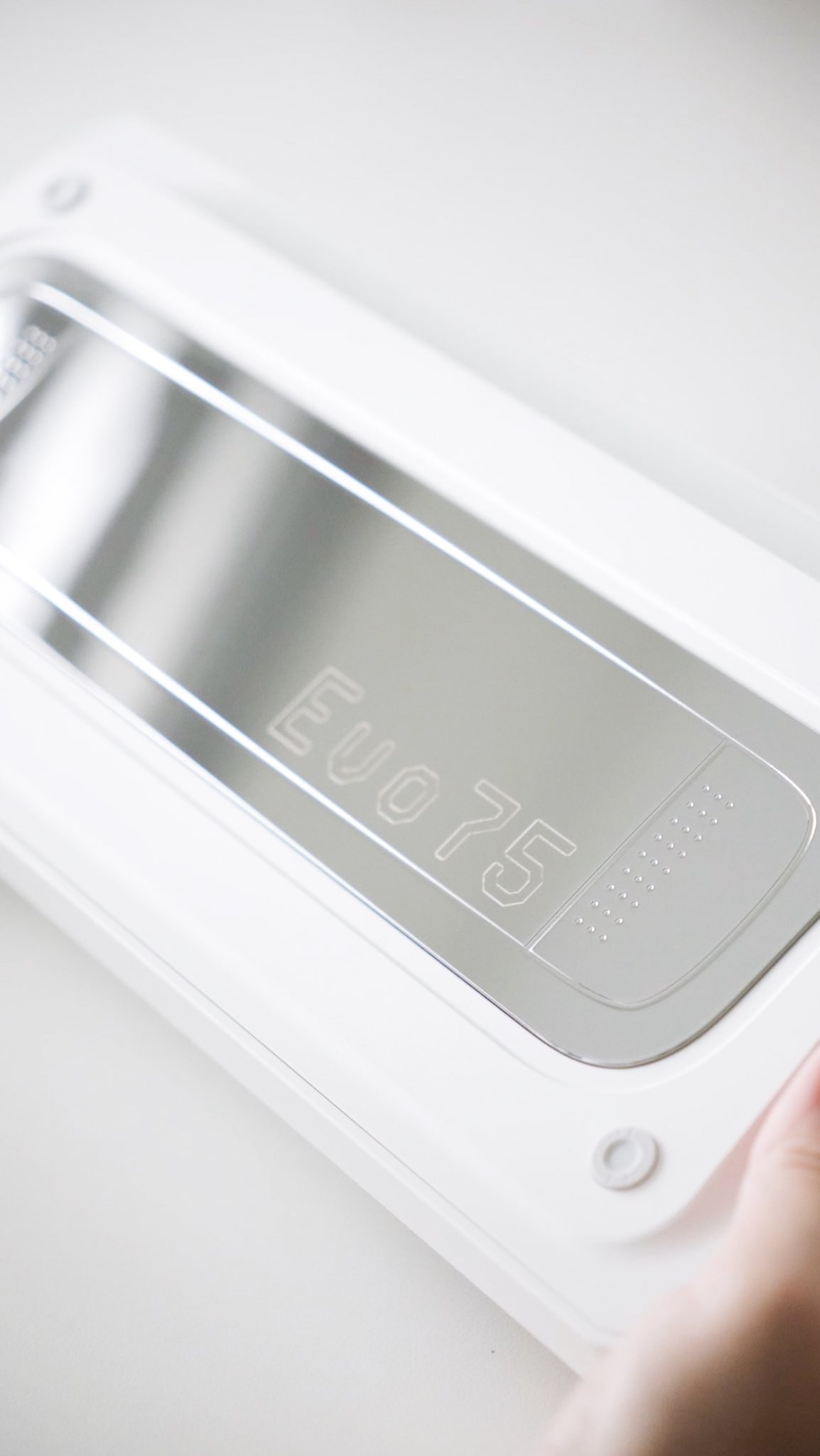 Instagram post by @hinoki.film for Qwertykeys. Caption reads: this is the evo75 ☁️

one of the best pre-builts....