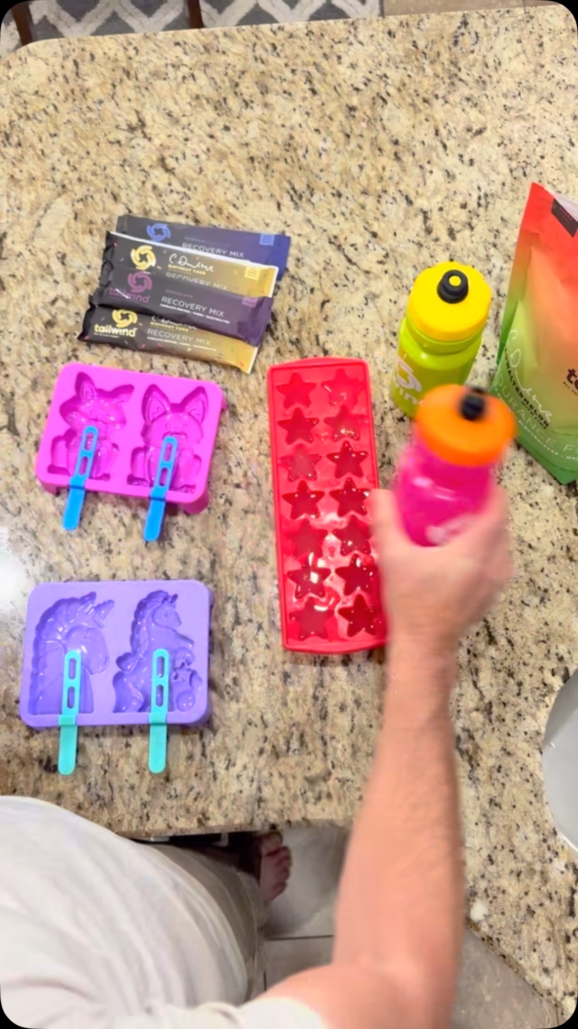 Instagram post by @roadrunningdad for Tailwind Nutrition. Caption reads: [...] you don’t have a cruel summer. -....