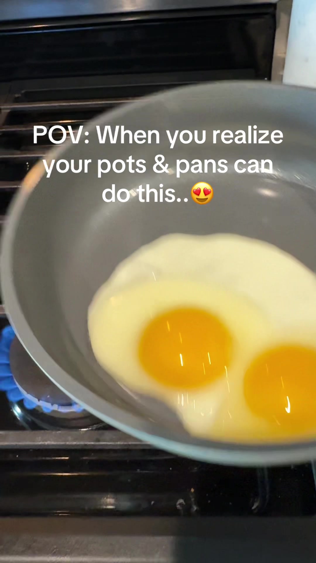 TikTok post by @deliahomedecor for Kikcoin. Caption reads: [...] Removable Handles, Dishwasher/Oven Safe....