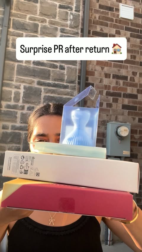 Instagram post by @glow.with.dora7 for K-Secret. Caption reads: [...] unboxing with my after work ❤️🫶....