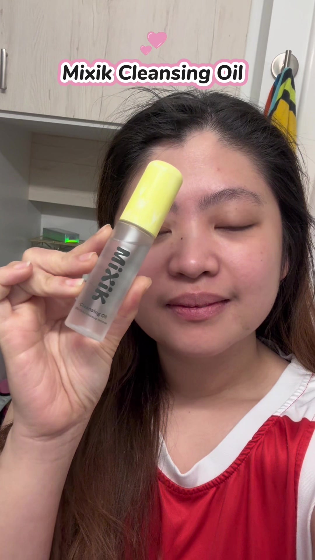 TikTok post by @arlynang for MIXIK SKIN. Caption reads: [...] oil have this mini bottle from @MIXIK SKIN....