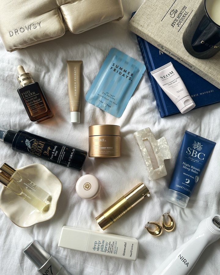 Instagram post by @nlondors for This Works. Caption reads: Beauty sleep essentials 😴 

When you are just a....