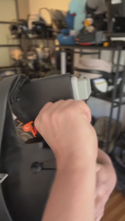 Instagram post by @thejamiegrayson for Safety 1st. Caption reads: If there’s one thing I love it is a nice easy car....