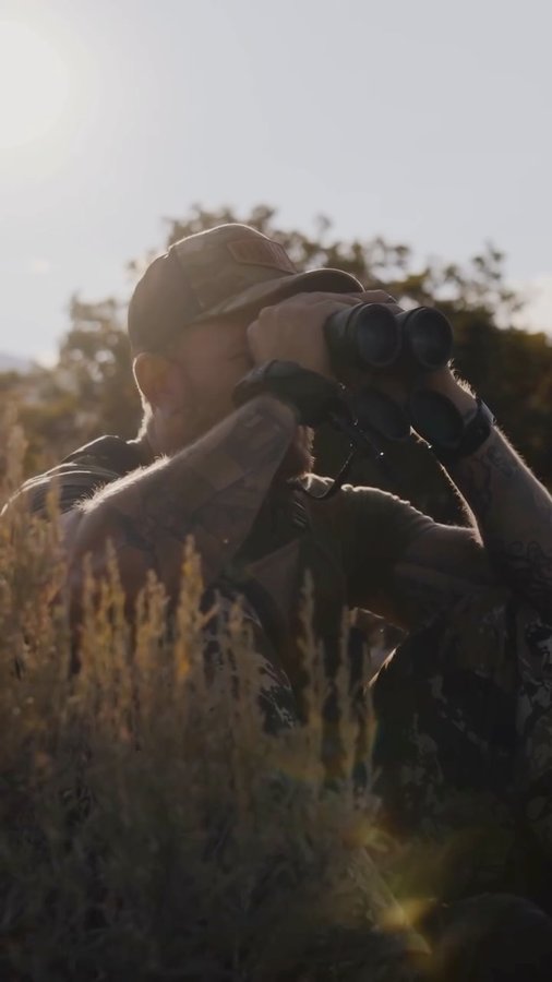 Instagram post by @steve_3111 for Onnit. Caption reads: 🦌 Out here, every moment counts.
One distraction…....