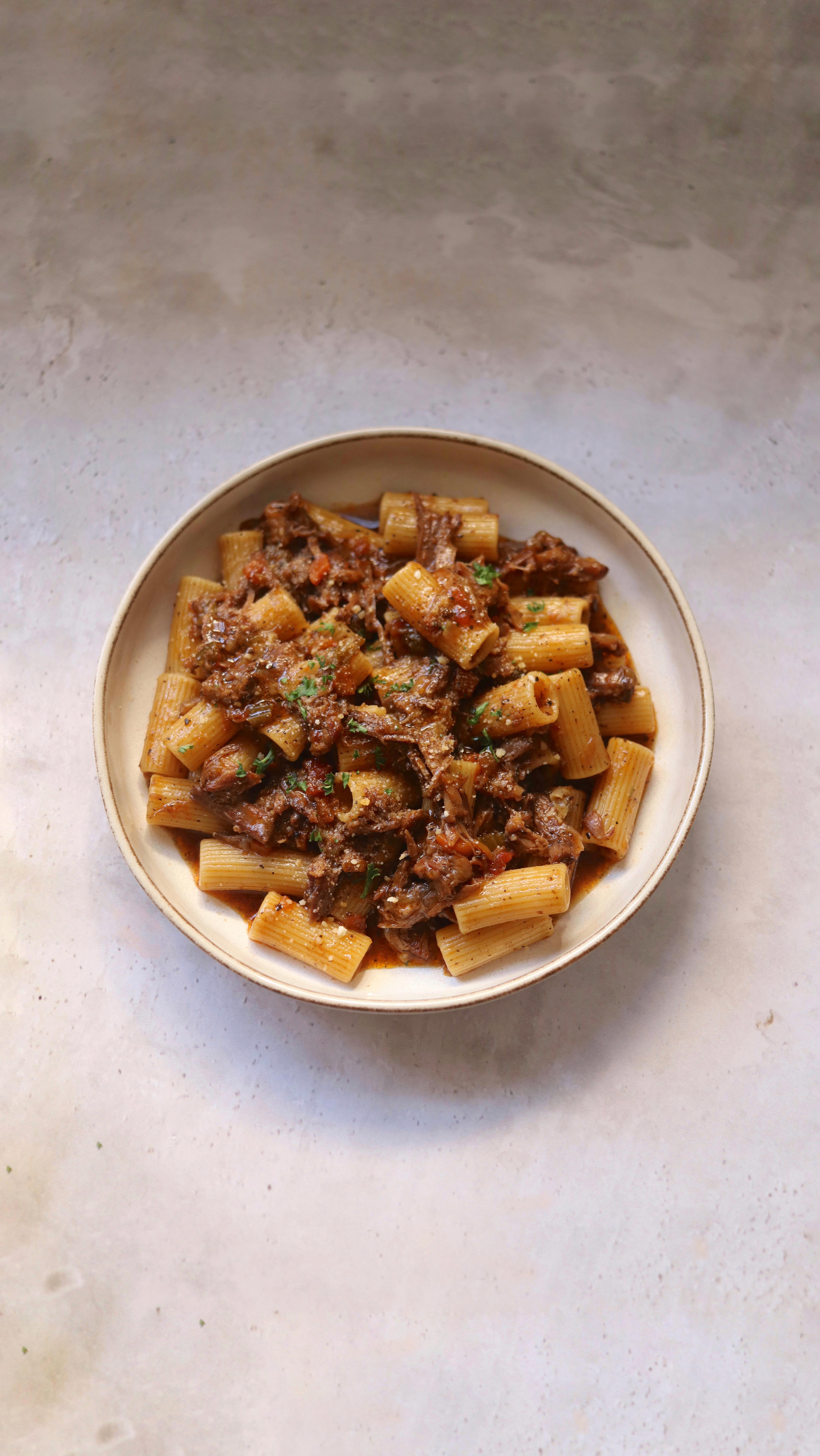 Instagram post by @dine.withdidi for Instant Pot. Caption reads: Oxtail is a favourite dish in South Africa. To....