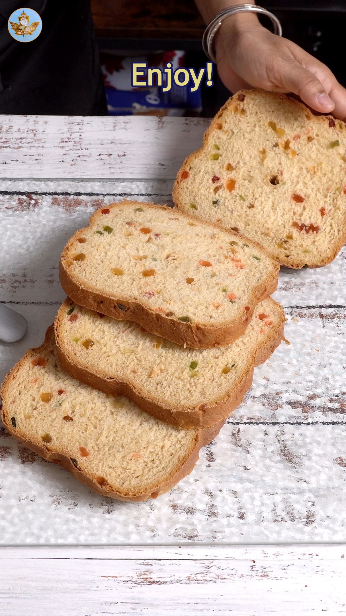 Instagram post by @maplekitchenofficial for Cuisinart. Caption reads: Comment recipe to get recipe and bread maker....