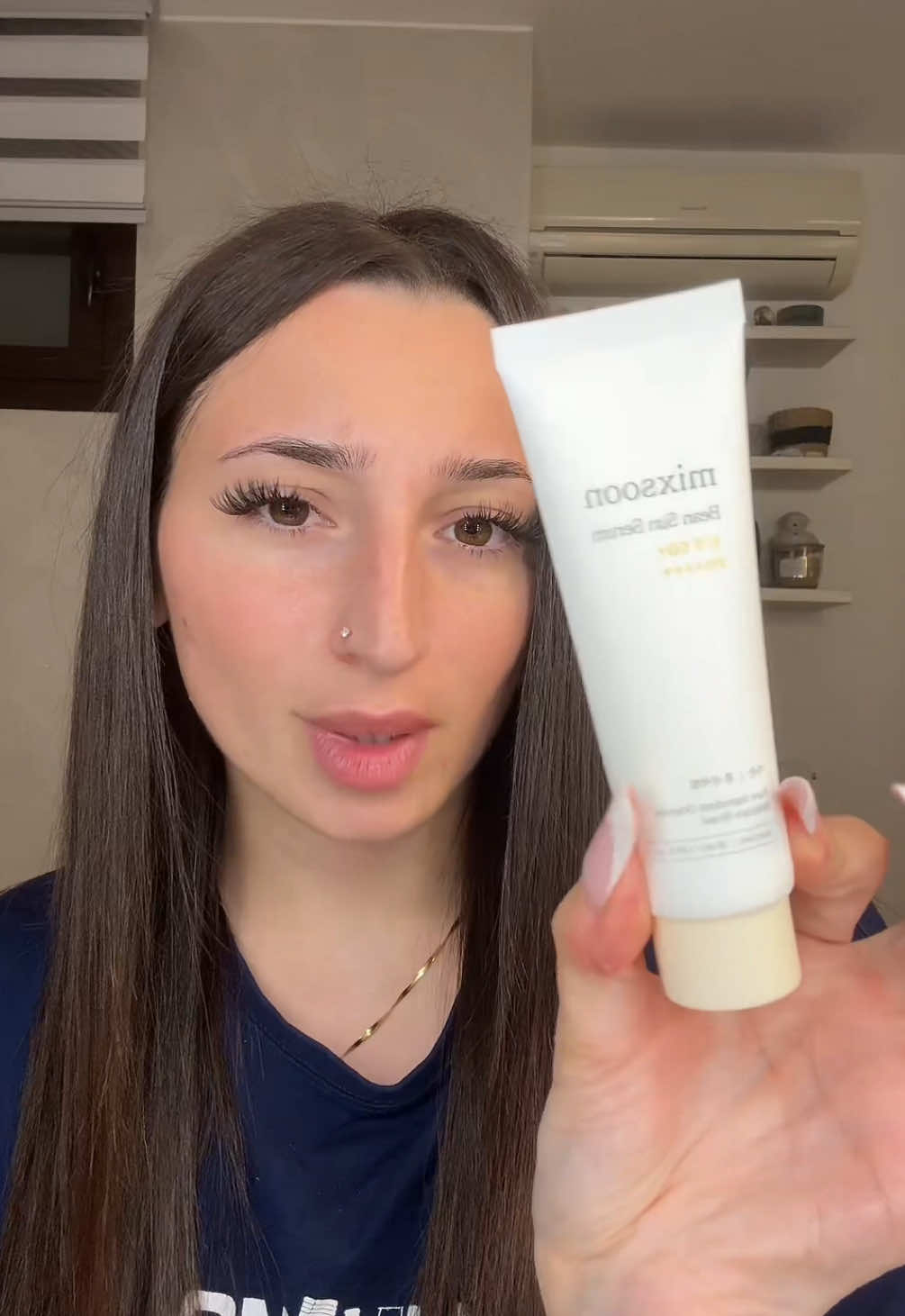 TikTok post by @giuliabassiij for mixsoon. Caption reads: Cosa ne pensate? 💛 #mixsoon #beansunserum....
