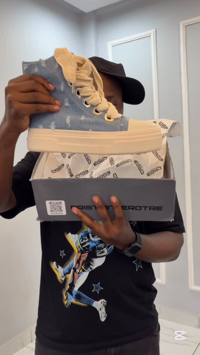 Instagram post by @its_djadoudou for CRISTIANZEROTRE. Caption reads: @cristianzerotre 🩵
.
.
.
#cristianzerotre [...].