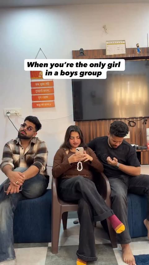 Instagram post by @hiteshi_aroraa for Portronics. Caption reads: [...] vlog better, shop better - with....