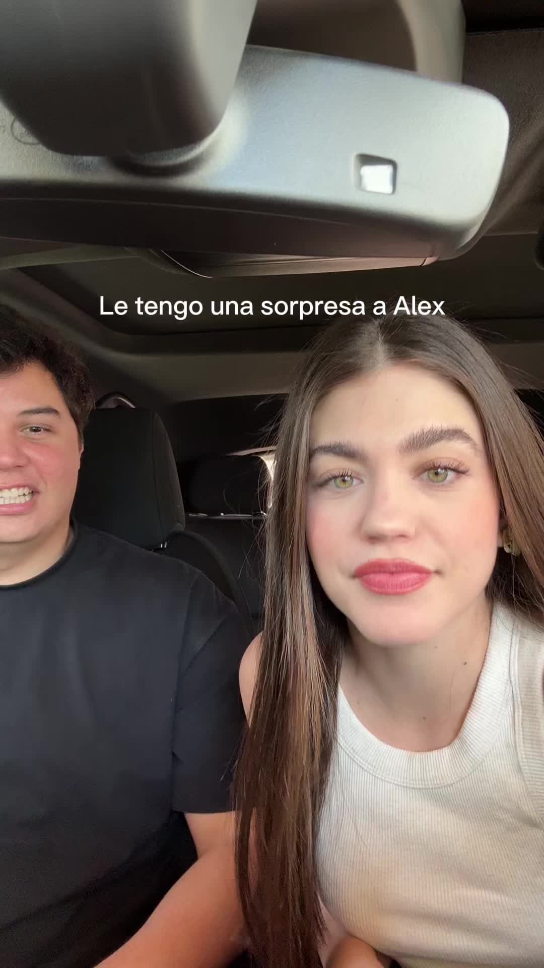TikTok post by @mariferppl for Wella. Caption reads: Que opinan? A mi me encantó #VuelveASerTu ....