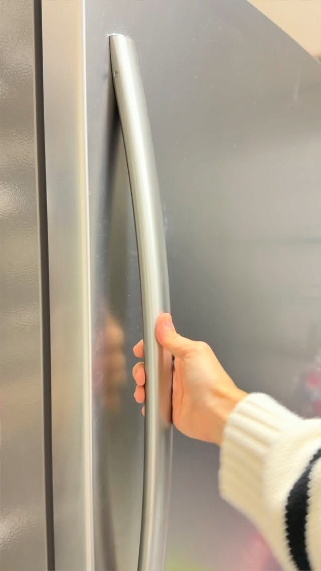 Instagram post by @mrs_river10 for Tastelli. Caption reads: [...] Konjac Jelly💗 이전에도 소개해드렸던 @drinktastelli....