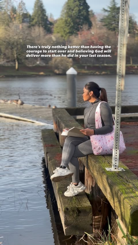 Instagram post by @thatgirlyamz for Moon Nude. Caption reads: [...] YAMILAH15 at checkout! 🛍️ #mnpartner....