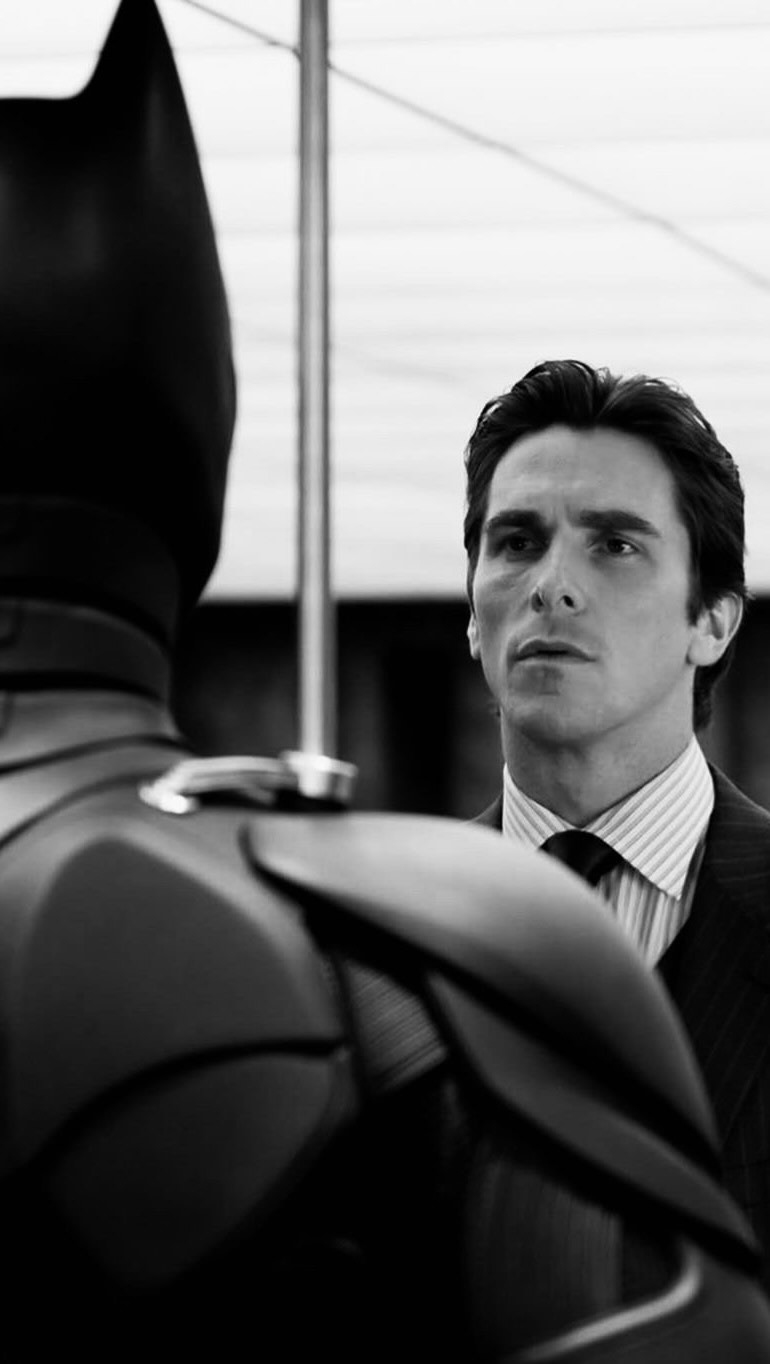 Instagram post by @edwarddonmez for Smilodox. Caption reads: Get your fit from @smilodox | 20% with Code EDWARD.