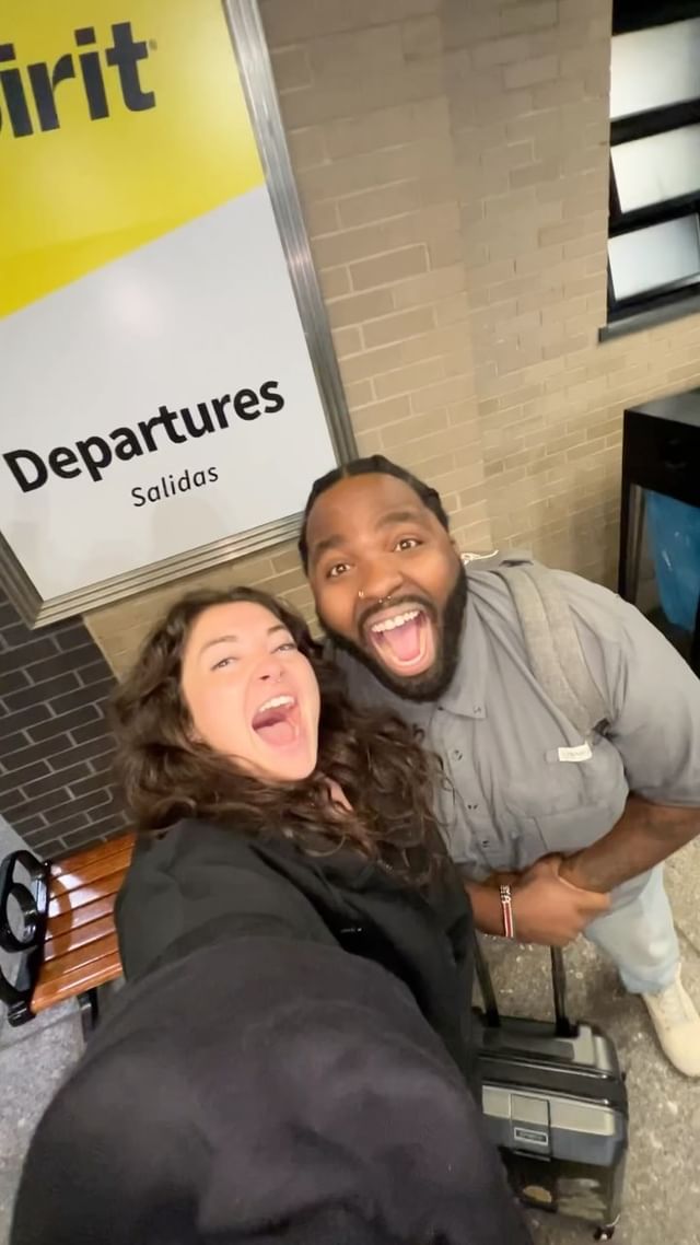 Instagram post by @marissameizz for Spirit Airlines. Caption reads: [...] weren’t lying!!! 😮‍💨🫱🏻‍🫲🏼....