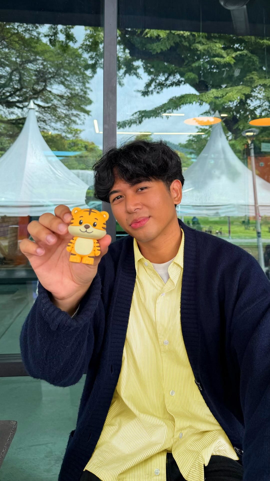 Instagram post by @harrazwajdi for Malayan Banking Berhad (Maybank). Caption reads: I dah ada MR.TIGER, Jeremy pun dah ada. You bila....