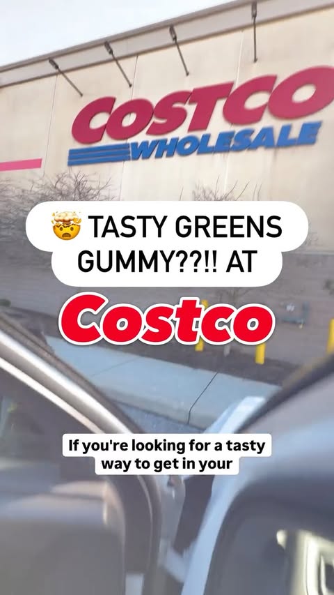 Instagram post by @discovering_costco for Grüns. Caption reads: #GrünsPartner 🛒💚 @grunsdaily superfood greens....