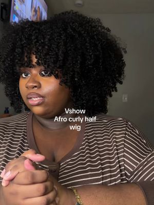 TikTok post by @itsnashiab for Vshow Hair. Caption reads: My real hair?? @VSHOW HAIR @vshowhairshop ate with....