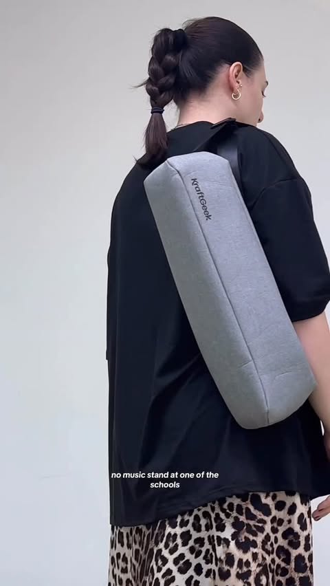 Instagram post by @cincibaglyas for KraftGeek. Caption reads: Anzeige | The Kraftgeek Music Stand is compact,....