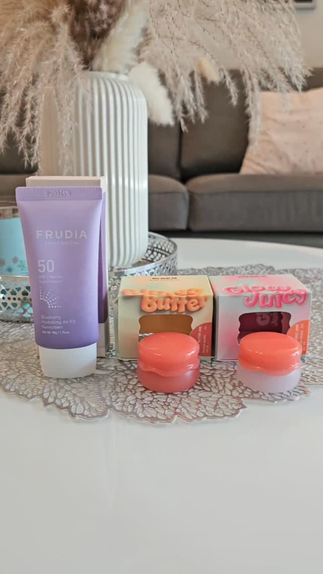 Instagram post by @frudia.official for ELITELIFE COLLAB. Caption reads: These FRUDIA products are giving juicy, fresh,....