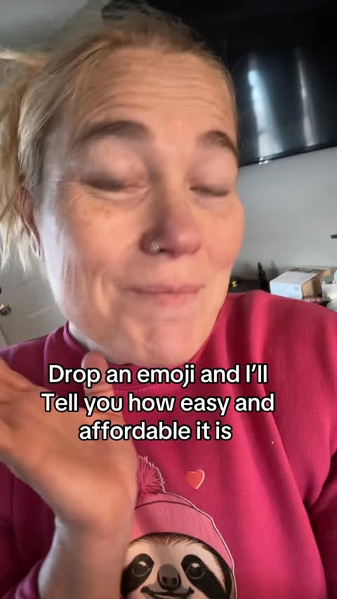 Instagram post by @mamacarrieb__ for Join Amble. Caption reads: Drop an emoji and I’ll show you how you too can....