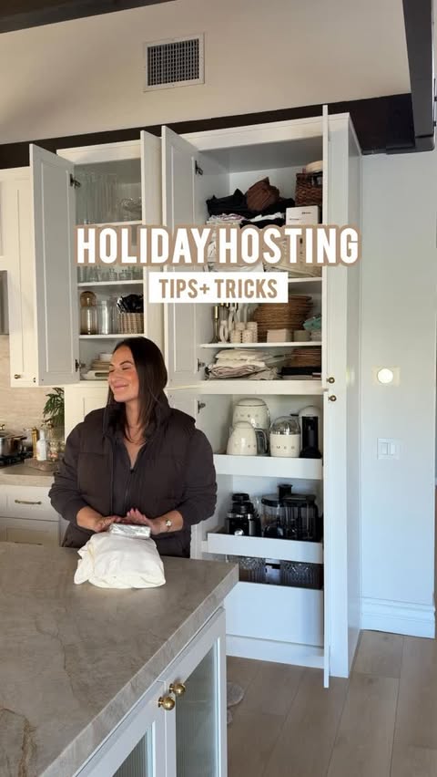 Instagram post by @chandlerisaac for Athleta. Caption reads: [...] wearing. 

A few simple tips + my go-to....