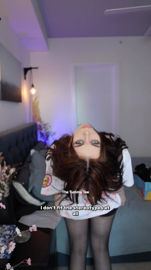 Instagram post by @itsmoosmith for Cool Shirtz. Caption reads: Sore tummy gang gang!
Massive Cool Shirtz haul 🥹....