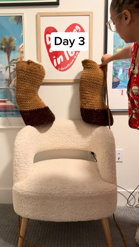 Instagram post by @mes.amistoys for Marshalls. Caption reads: Day 3: my pattern is a MESS but we’re doing our....