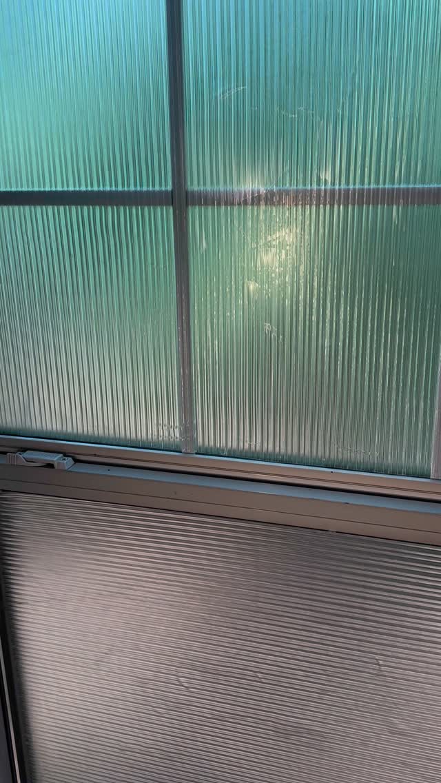 Instagram post by @gldn_yigit for Rabbitgoo. Caption reads: Lowe how @rabbitgoo_home is showing our privacy....