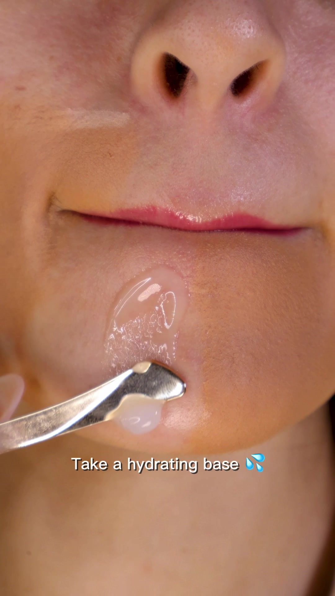 TikTok post by @asiyeekarakus for Axis-y. Caption reads: [...] No more dry foundation 💦✨@AXIS-Y #axisy....