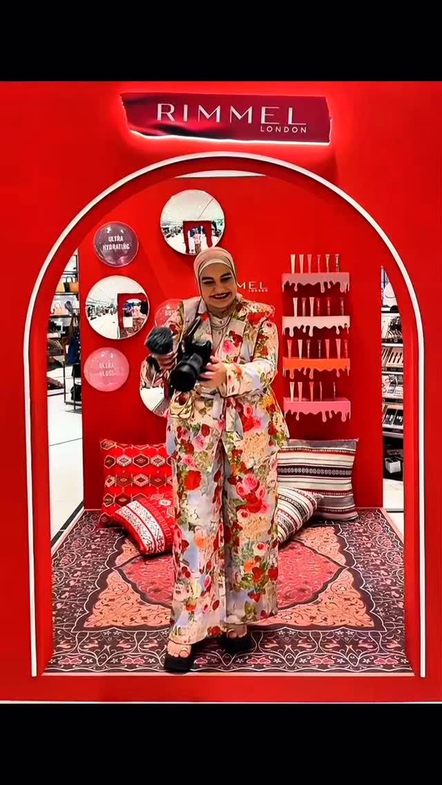 Instagram post by @alaaabdelfattah for Max Factor. Caption reads: 🌙✨ Eid just got a beauty upgrade! Step into the....