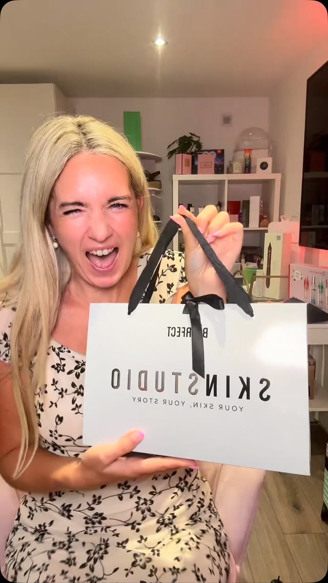 Instagram post by @itsmolliesworld for BPerfect Cosmetics. Caption reads: [...] to finally share these brand new....